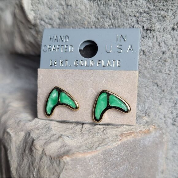 New! 14Kt Gold Boomerang Gem Stud Earrings - Picture 3 of 3